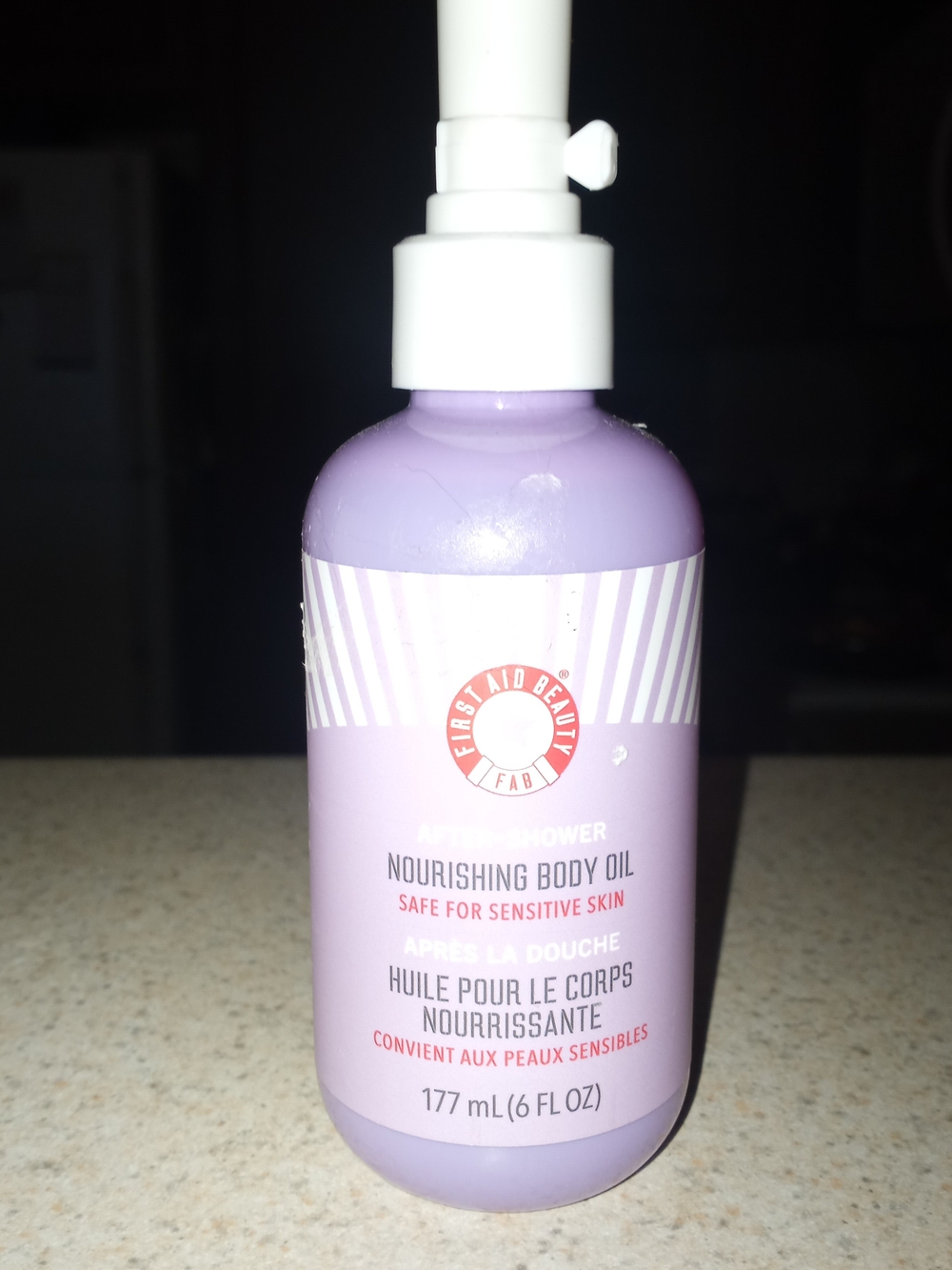First Aid Beauty Lavender-Toned Nourishing Body Oil Spray